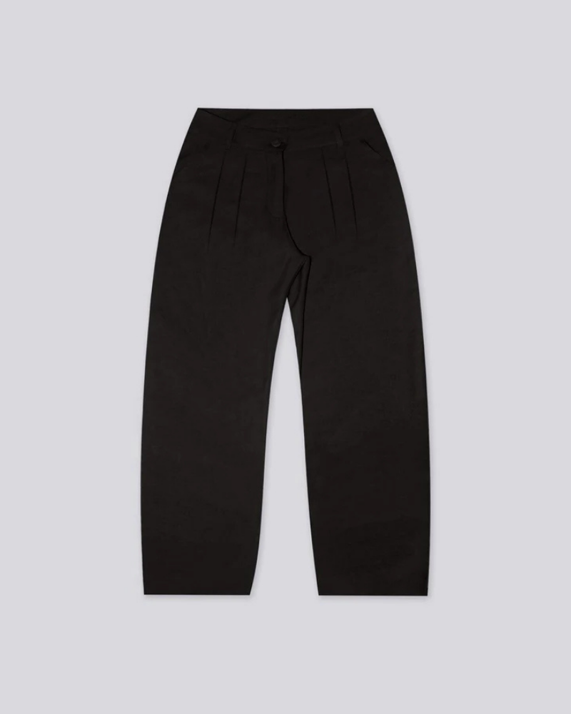 Black Pleated Baggy Tailored Pants with Straight-Leg Fit