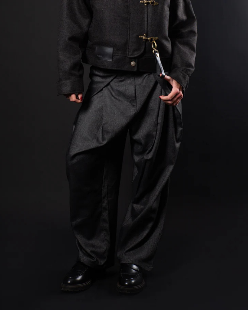 Men’s Wide-Leg Pleated Charcoal Wool Trousers