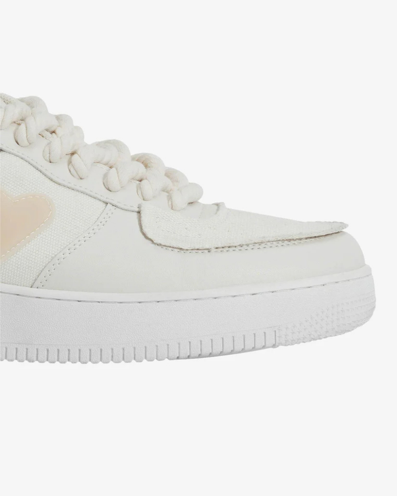 Men's Cream Low-Top Sneakers with Paisley Heel Panel and Rope Laces