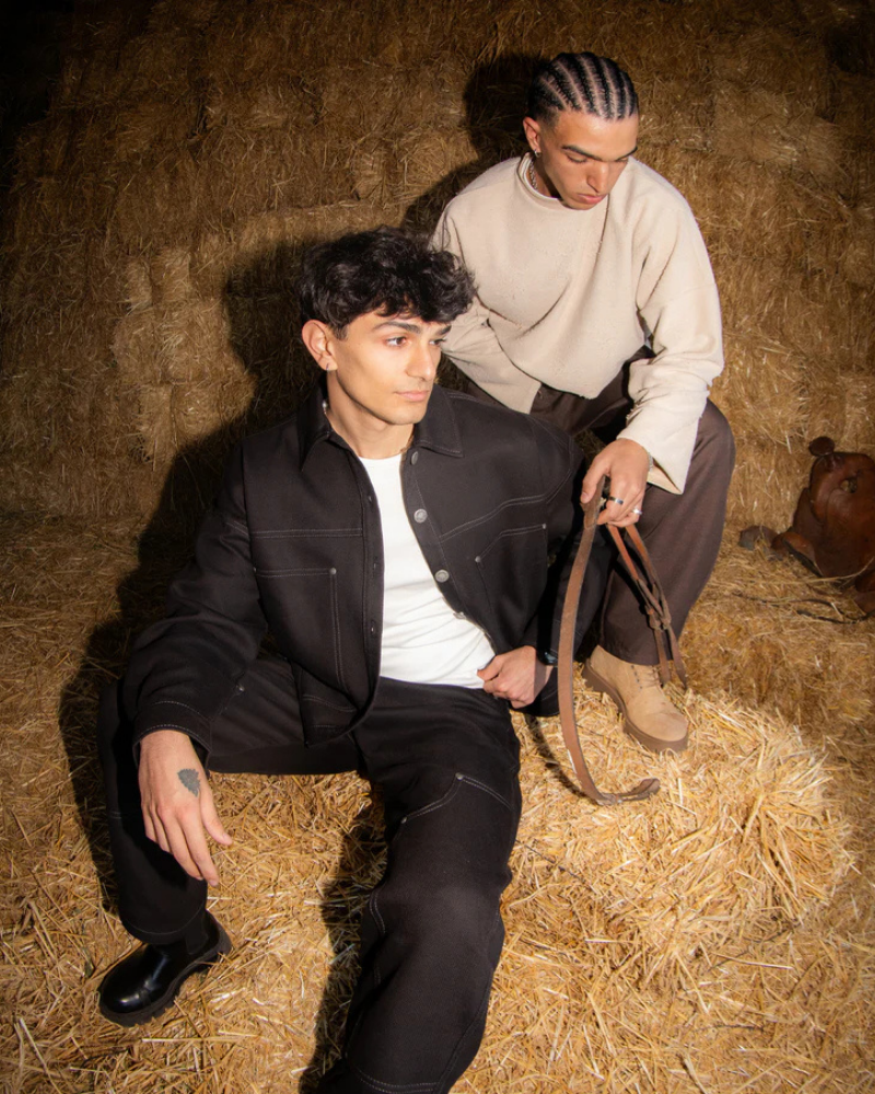 Black Straight-Leg Carpenter Pants with Contrast Stitching and Rivet Details