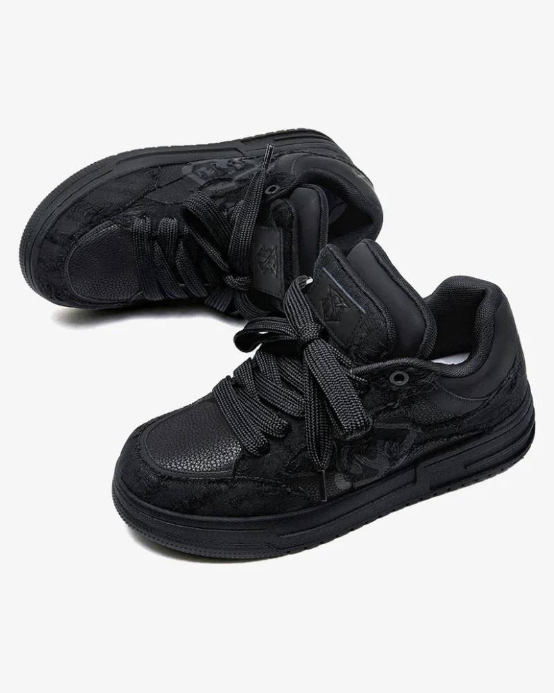 Low-Top Distressed Synthetic Leather Skate Shoes in Black